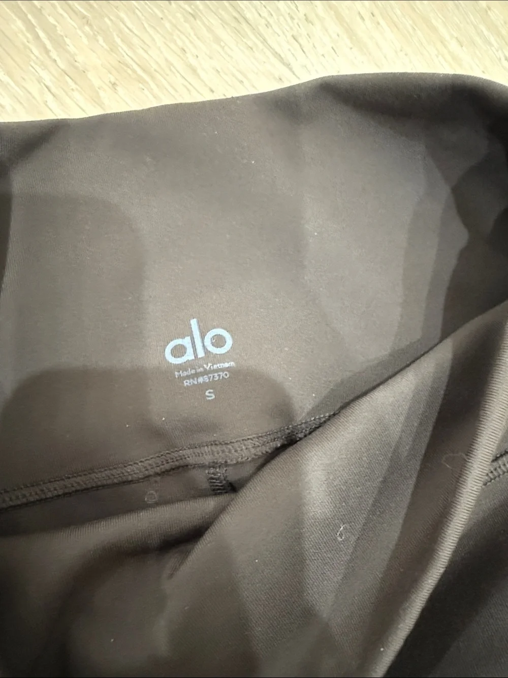 Authentic brand new ALO airbrush high waist bootcut legging